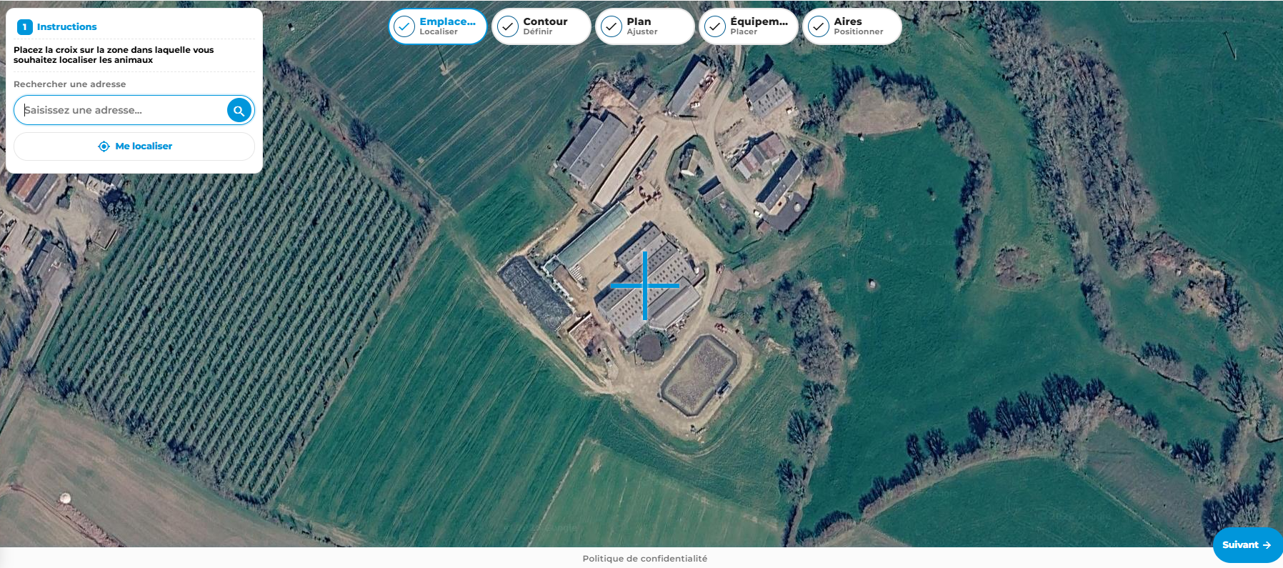 Étape Emplacement : croix à placer sur le bâtiment, champ de recherche d'adresse et bouton Me localiser
